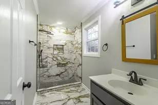 907 E Moore St, Valdosta, GA 31602 - Photo 12