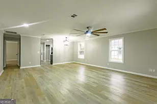 907 E Moore St, Valdosta, GA 31602 - Photo 4