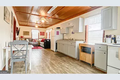 242 Katy Lake Road, Jackson, GA 30233 - Photo 6