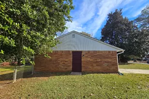 7336 Howard Cir, Jonesboro, GA 30236 - Photo 4