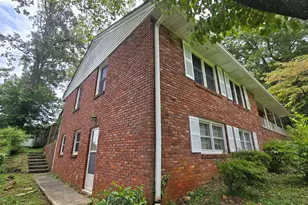 2110 La Vista Cir, Hapeville, GA 30354 - Photo 12