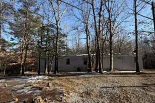 200 Spruce Ln, Cornelia, GA 30531 - Photo 2