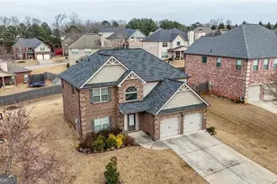 6230 Wynfield Dr, Flowery Branch, GA 30542 - Photo 2