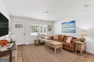 907 Mallery St, Saint Simons, GA 31522 - Photo 4