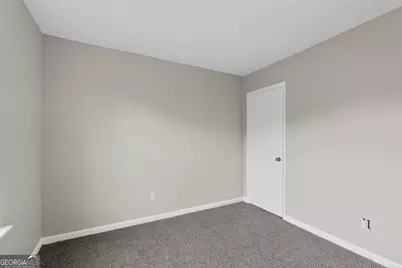 2750 Thornbury Way, South Fulton, GA 30349 - Photo 12