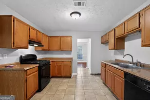 2750 Thornbury Way, South Fulton, GA 30349 - Photo 24