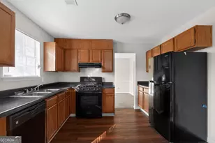 6656 Wildwood Ct, Lithonia, GA 30058 - Photo 14