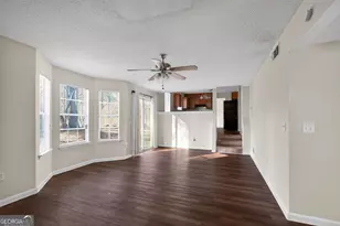 6656 Wildwood Ct, Lithonia, GA 30058 - Photo 10