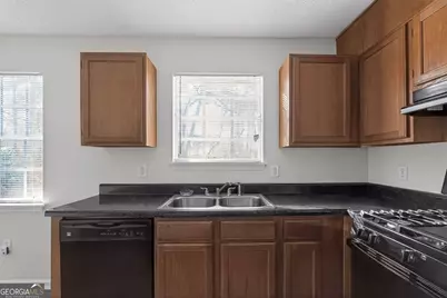 6656 Wildwood Court, Lithonia, GA 30058 - Photo 12