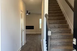 503 Headwater Ct, Lagrange, GA 30241 - Photo 2