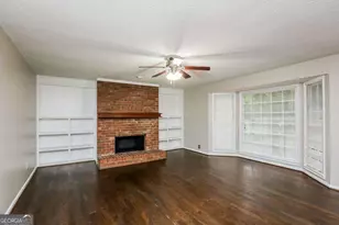 3999 Tall Pine Dr, Marietta, GA 30062 - Photo 2