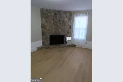 701 Boone Court, Stone Mountain, GA 30088 - Photo 4