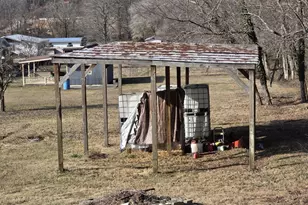 221B Cathey Rd, Mountain City, GA 30562 - Photo 10