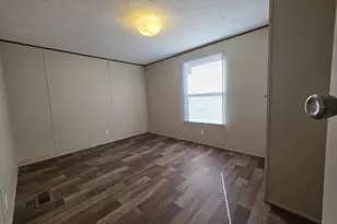 221B Cathey Rd, Mountain City, GA 30562 - Photo 8