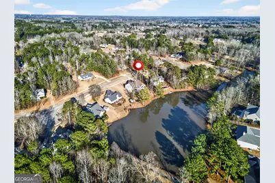 211 Lake Chase Dr N, Griffin, GA 30224 - Photo 2