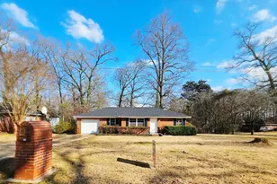 102 Dogwood Dr, Lagrange, GA 30241 - Photo 1