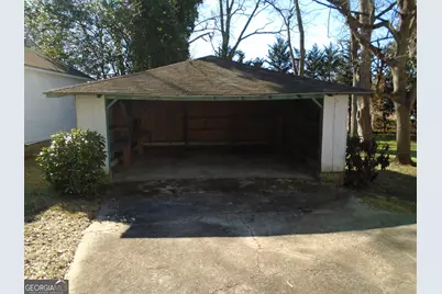 149 Holmes Street, Barnesville, GA 30204 - Photo 4