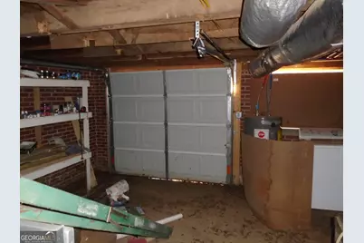 149 Holmes Street, Barnesville, GA 30204 - Photo 22