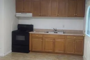 237 Thrasher St, Bowersville, GA 30516 - Photo 2