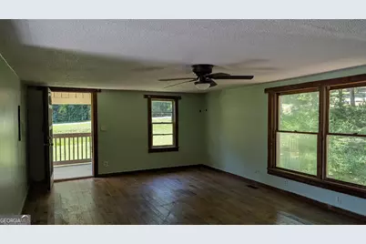 108 Margaret Drive, Warner Robins, GA 31093 - Photo 2