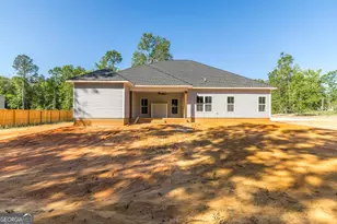903 Robinhood Rd, Dublin, GA 31021 - Photo 8