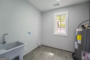 481 W Currahee St, Toccoa, GA 30577 - Photo 30