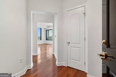 2828 Peachtree Road NE # 802, Atlanta, GA 30305 - Photo 14