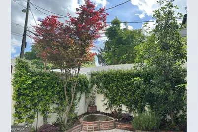 204 E Liberty Street, Savannah, GA 31401 - Photo 6