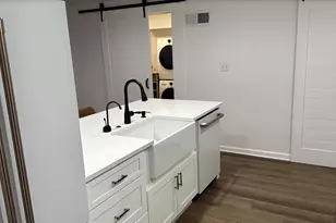 204 E Liberty St, Savannah, GA 31401 - Photo 52