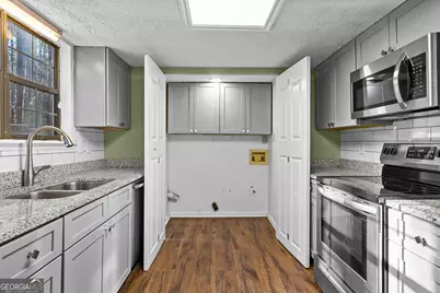 133 Long Leaf, Peachtree City, GA 30269 - Photo 4