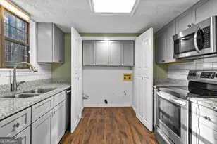 133 Long Leaf, Peachtree City, GA 30269 - Photo 4