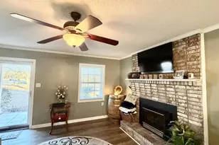 1242 Broxton Hwy, Hazlehurst, GA 31539 - Photo 6