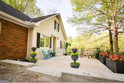 1020 Barnett Place, Athens, GA 30605 - Photo 2