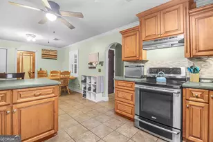 1046 Live Oak Dr, Hinesville, GA 31313 - Photo 18