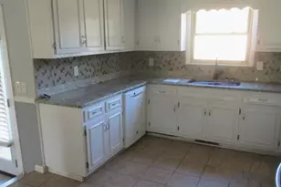 900 Crystal Dr, Thomaston, GA 30286 - Photo 4