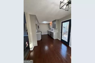 145 S Meadowcliff Circle, Carrollton, GA 30116 - Photo 4