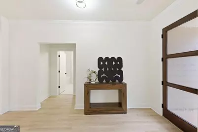 370 Harbour Shores Drive, Jackson, GA 30233 - Photo 6