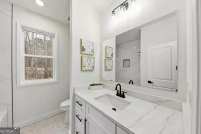 370 Harbour Shores Drive, Jackson, GA 30233 - Photo 8