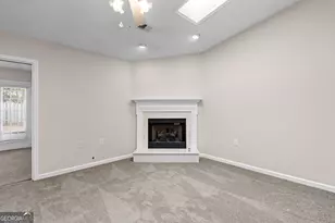 180 Wilbanks Dr, Fayetteville, GA 30215 - Photo 8