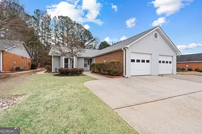 180 Wilbanks Drive, Fayetteville, GA 30215 - Photo 2