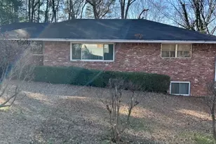 2719 Dearwood Dr SW, Atlanta, GA 30315 - Photo 4