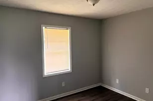 8319 Glenwoods Terrace, Riverdale, GA 30274 - Photo 6