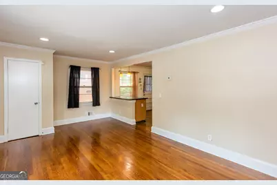 3132 Cloverhurst Drive, East Point, GA 30344 - Photo 6