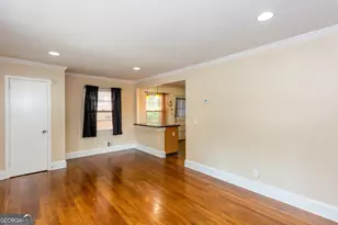 3132 Cloverhurst Dr, East Point, GA 30344 - Photo 6