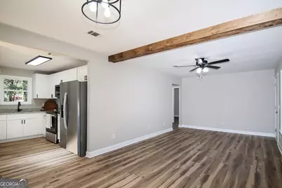 421 Vienna Circle, Fort Valley, GA 31030 - Photo 4