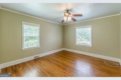 2367 Ridgeway Avenue, Atlanta, GA 30337 - Photo 32