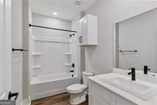 67 E Chapel Dr, Brunswick, GA 31525 - Photo 16