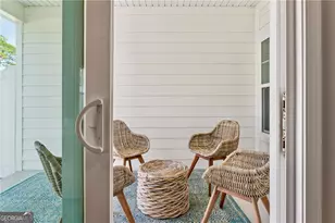 52 E Chapel Dr, Brunswick, GA 31525 - Photo 8