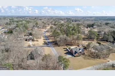 301 Clyde Court, McDonough, GA 30252 - Photo 2