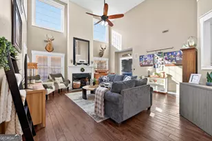 56 Walnut Ridge Dr, Hoschton, GA 30548 - Photo 4